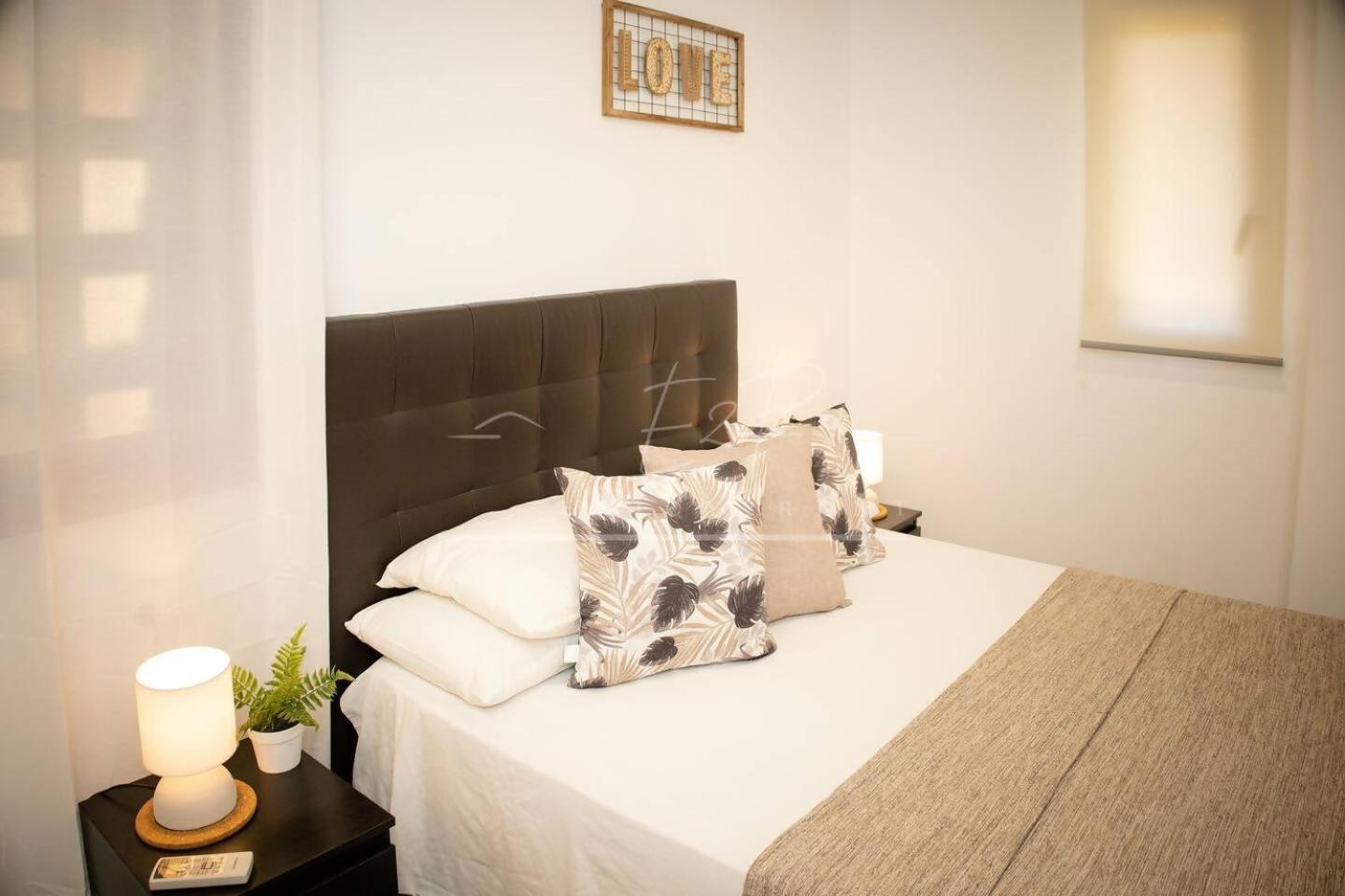 דירות Sitio de Calahonda Enjoy2Rent Lubina Del Sol Mijas מראה חיצוני תמונה
