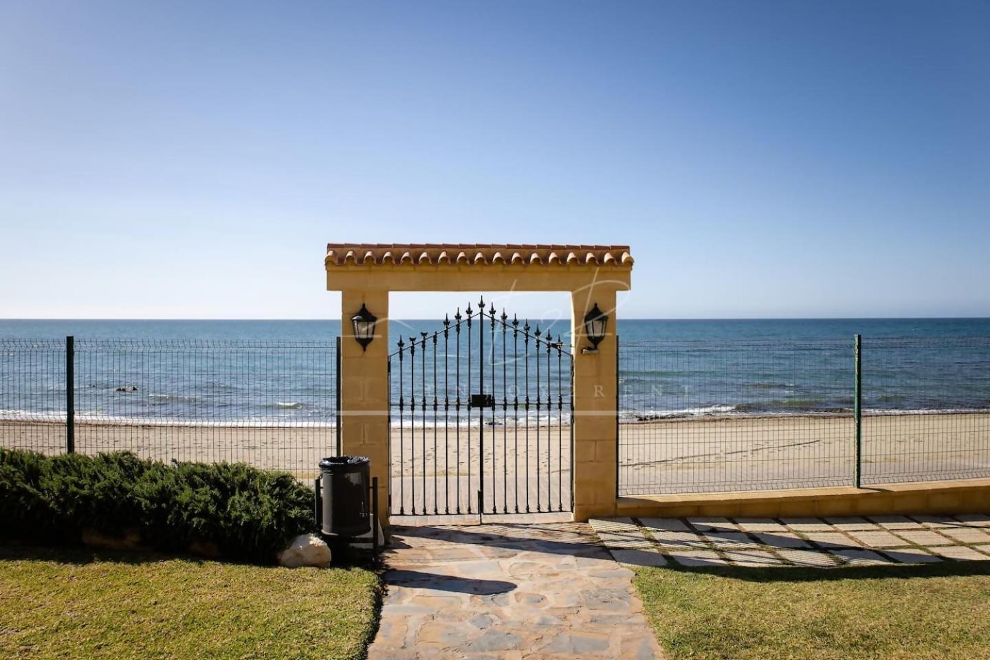 דירות Sitio de Calahonda Enjoy2Rent Lubina Del Sol Mijas מראה חיצוני תמונה